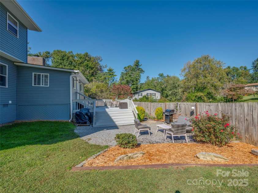 4 Daniel Drive, Fletcher, NC 28732.  MLS# CAR4312406, YatesRealty ID 3056. 