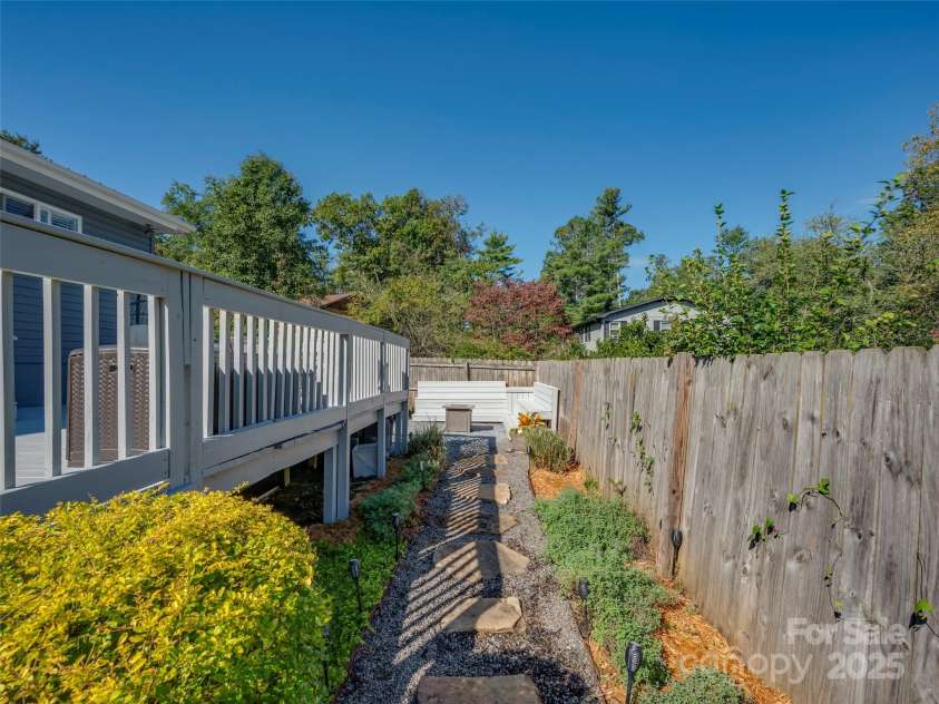 4 Daniel Drive, Fletcher, NC 28732.  MLS# CAR4312406, YatesRealty ID 3056. 