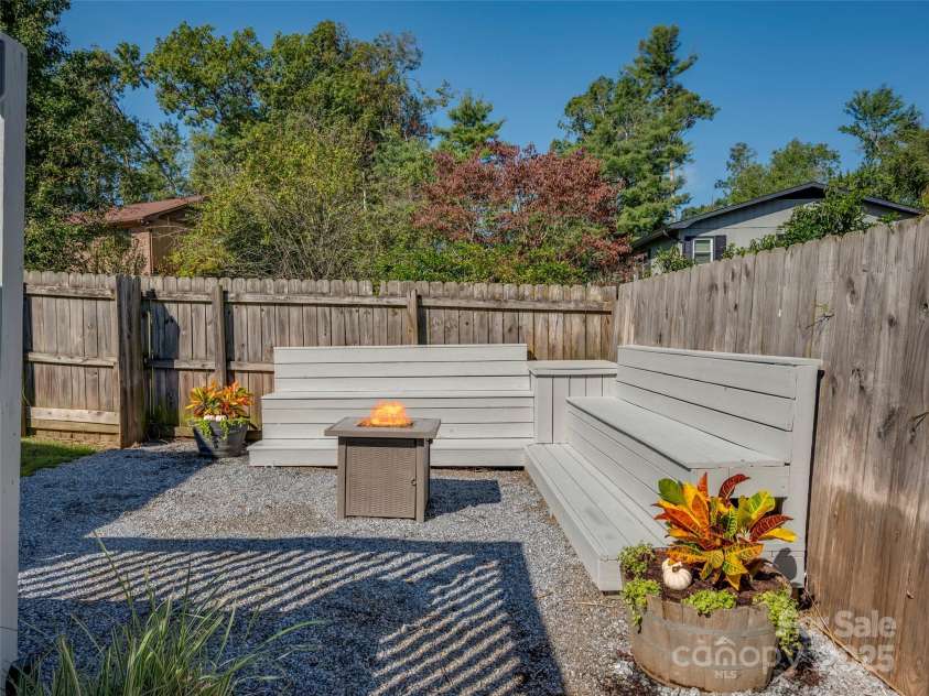 4 Daniel Drive, Fletcher, NC 28732.  MLS# CAR4312406, YatesRealty ID 3056. 