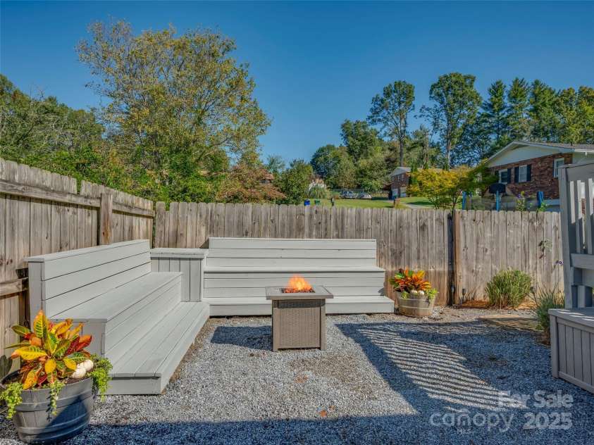 4 Daniel Drive, Fletcher, NC 28732.  MLS# CAR4312406, YatesRealty ID 3056. 