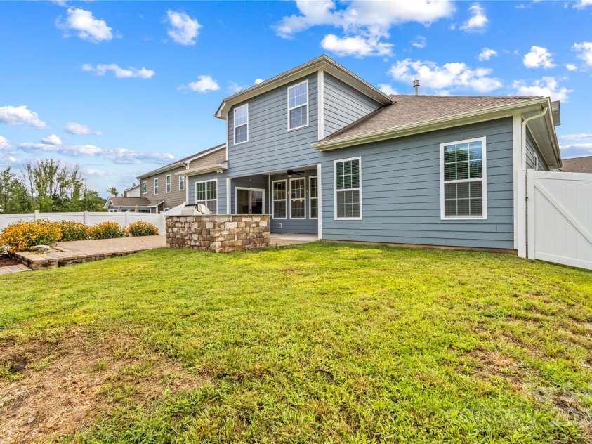 138 Sweet Leaf Lane, Mooresville, NC 28117.  MLS# CAR4283882, YatesRealty ID 30560. 