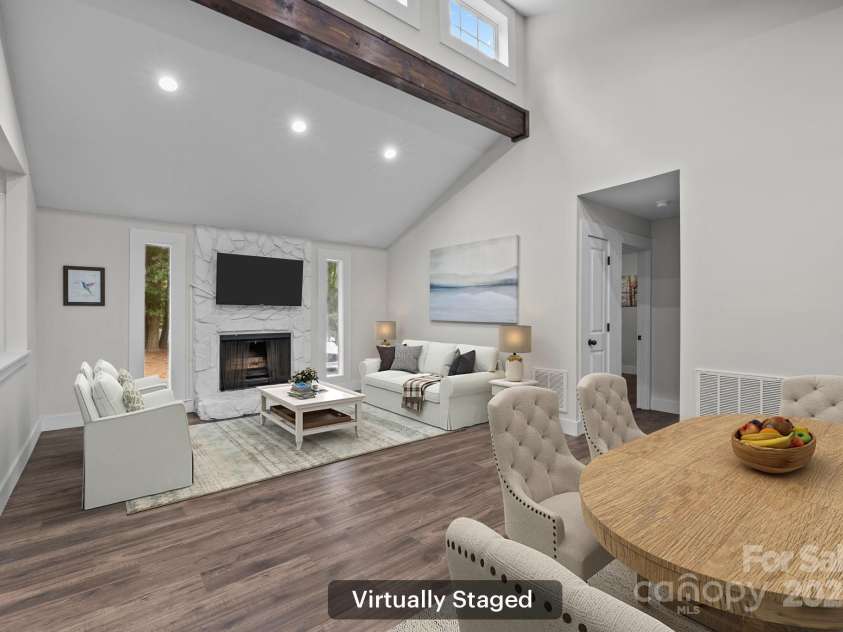 11914 Rock Canyon Drive, Charlotte, NC 28226.  MLS# CAR4286089, YatesRealty ID 30561. 