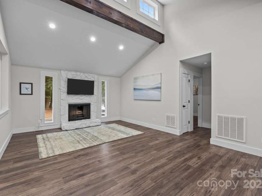 11914 Rock Canyon Drive, Charlotte, NC 28226.  MLS# CAR4286089, YatesRealty ID 30561. 