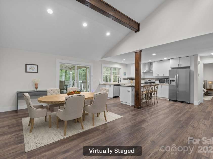 11914 Rock Canyon Drive, Charlotte, NC 28226.  MLS# CAR4286089, YatesRealty ID 30561. 