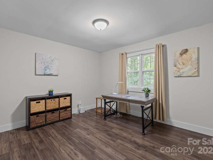 11914 Rock Canyon Drive, Charlotte, NC 28226.  MLS# CAR4286089, YatesRealty ID 30561. 