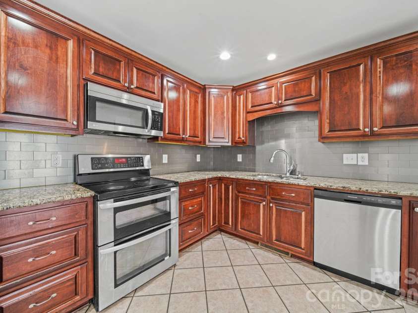 133 Polaris Drive, Wingate, NC 28174.  MLS# CAR4391765, YatesRealty ID 30561. 