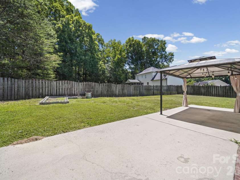 133 Polaris Drive, Wingate, NC 28174.  MLS# CAR4391765, YatesRealty ID 30561. 