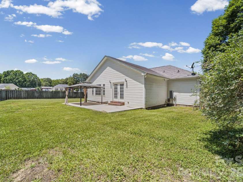133 Polaris Drive, Wingate, NC 28174.  MLS# CAR4391765, YatesRealty ID 30561. 