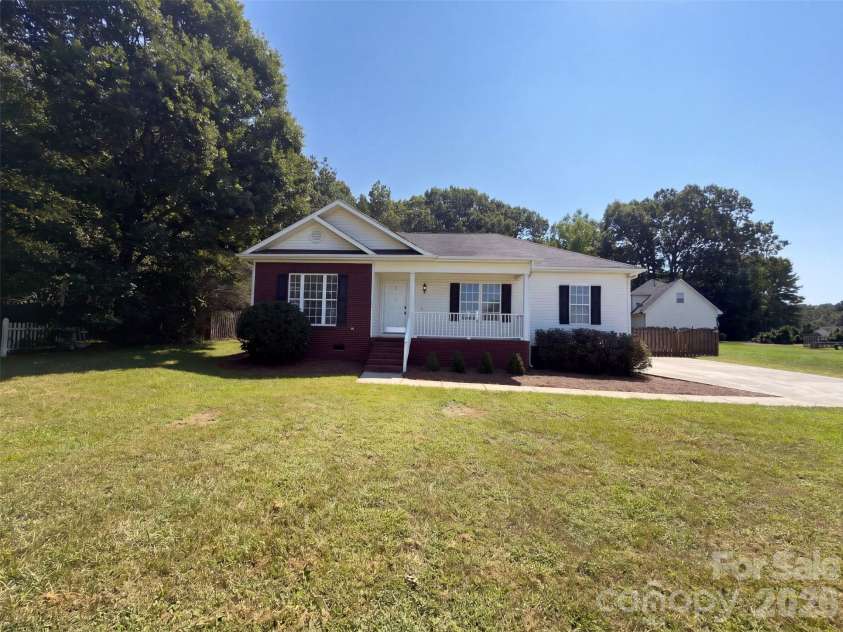 133 Polaris Drive, Wingate, NC 28174.  MLS# CAR4424680, YatesRealty ID 30561. 