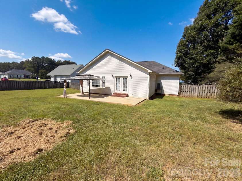 133 Polaris Drive, Wingate, NC 28174.  MLS# CAR4424680, YatesRealty ID 30561. 