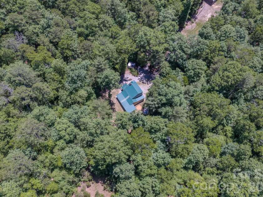 2455 Whisper Wind Lane, Morganton, NC 28655.  MLS# CAR4393398, YatesRealty ID 30562. 