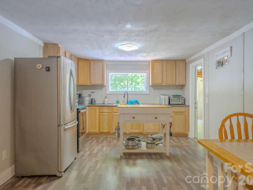 2455 Whisper Wind Lane, Morganton, NC 28655.  MLS# CAR4393398, YatesRealty ID 30562. 