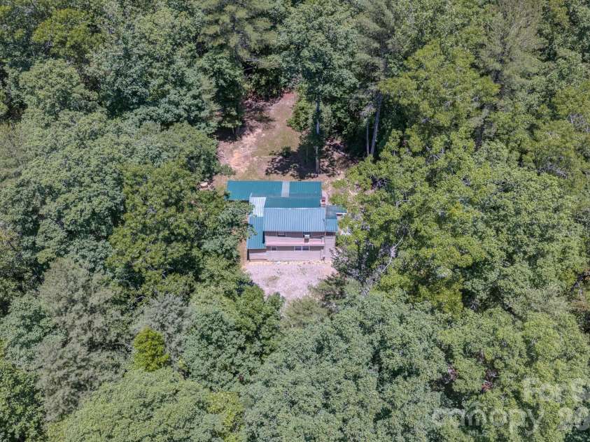 2455 Whisper Wind Lane, Morganton, NC 28655.  MLS# CAR4393398, YatesRealty ID 30562. 