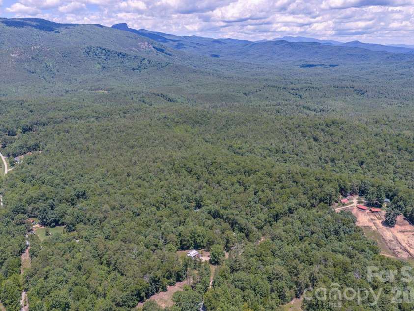 2455 Whisper Wind Lane, Morganton, NC 28655.  MLS# CAR4393398, YatesRealty ID 30562. 
