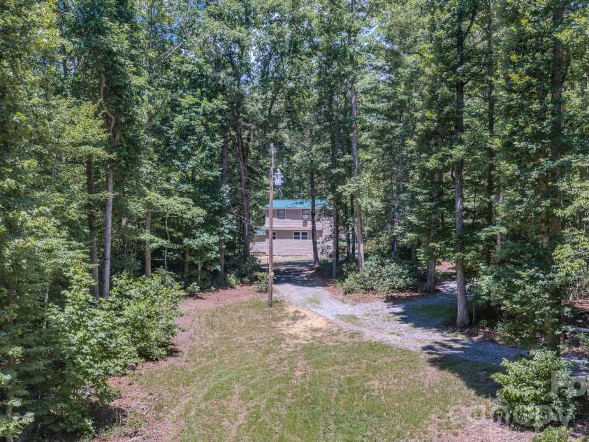 2455 Whisper Wind Lane, Morganton, NC 28655.  MLS# CAR4393398, YatesRealty ID 30562. 