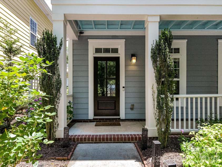 1733 Lela Avenue, Charlotte, NC 28208.  MLS# CAR4391449, YatesRealty ID 30563. 