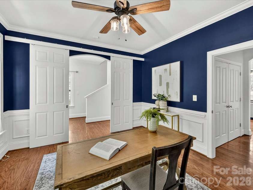 1733 Lela Avenue, Charlotte, NC 28208.  MLS# CAR4391449, YatesRealty ID 30563. 