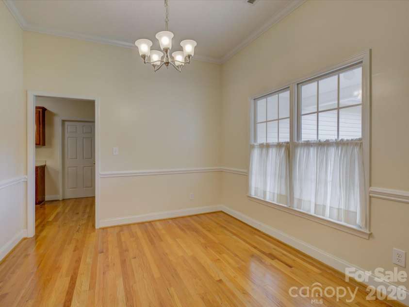 1527 Lavington Court, Gastonia, NC 28056.  MLS# CAR4392348, YatesRealty ID 30565. 
