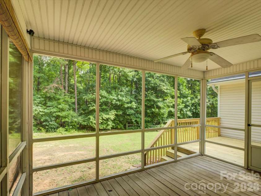 1527 Lavington Court, Gastonia, NC 28056.  MLS# CAR4392348, YatesRealty ID 30565. 