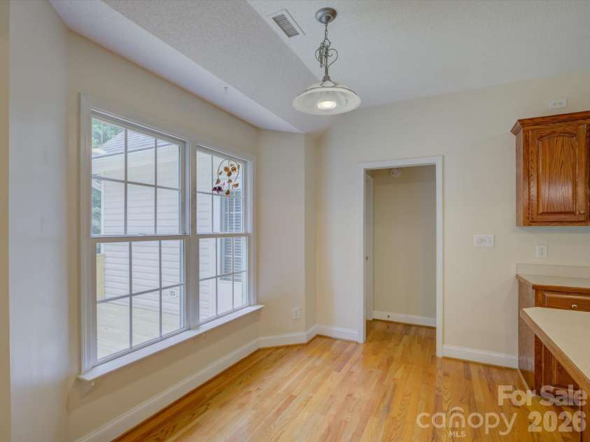1527 Lavington Court, Gastonia, NC 28056.  MLS# CAR4392348, YatesRealty ID 30565. 