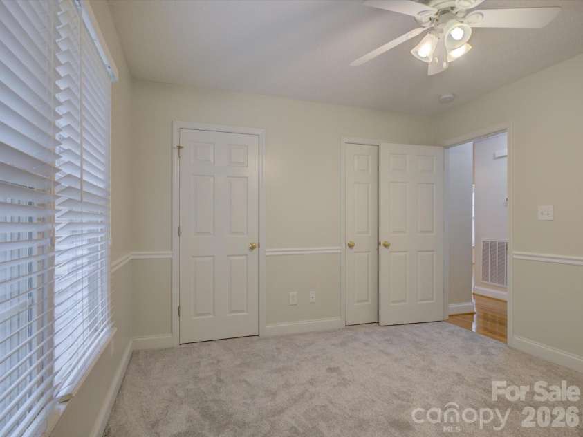 1527 Lavington Court, Gastonia, NC 28056.  MLS# CAR4392348, YatesRealty ID 30565. 