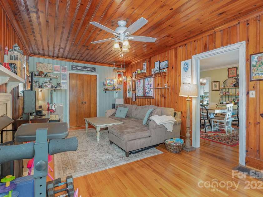 705 Townsend Avenue, Gastonia, NC 28052.  MLS# CAR4276574, YatesRealty ID 30565. 