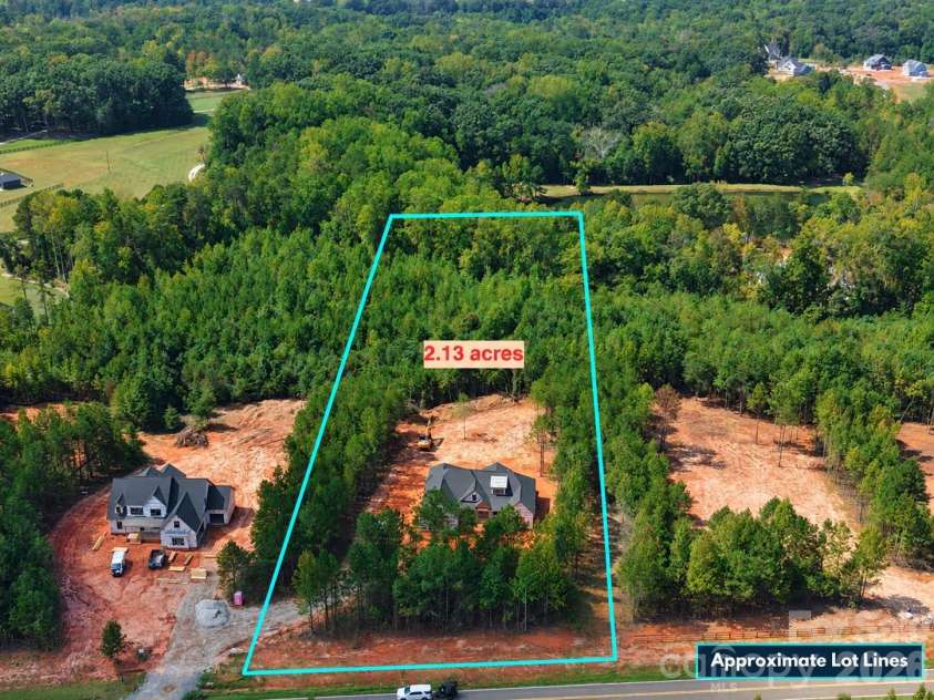 1072 Patrick Road, Gastonia, NC 28056.  MLS# CAR4391230, YatesRealty ID 30566. Huge 2+ acre lot with privacy and room for future pool