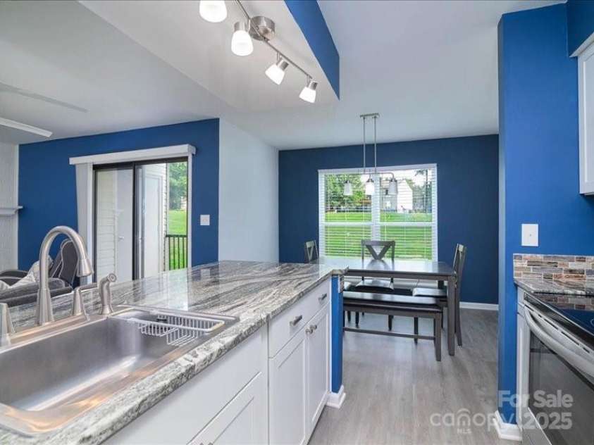 11034 Running Ridge Road, Charlotte, NC 28226.  MLS# CAR4289371, YatesRealty ID 30566. 