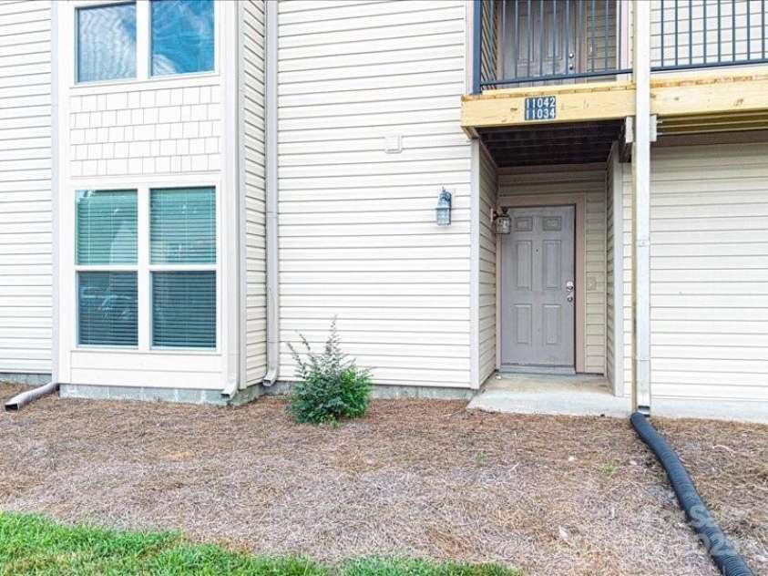 11034 Running Ridge Road, Charlotte, NC 28226.  MLS# CAR4289371, YatesRealty ID 30566. 