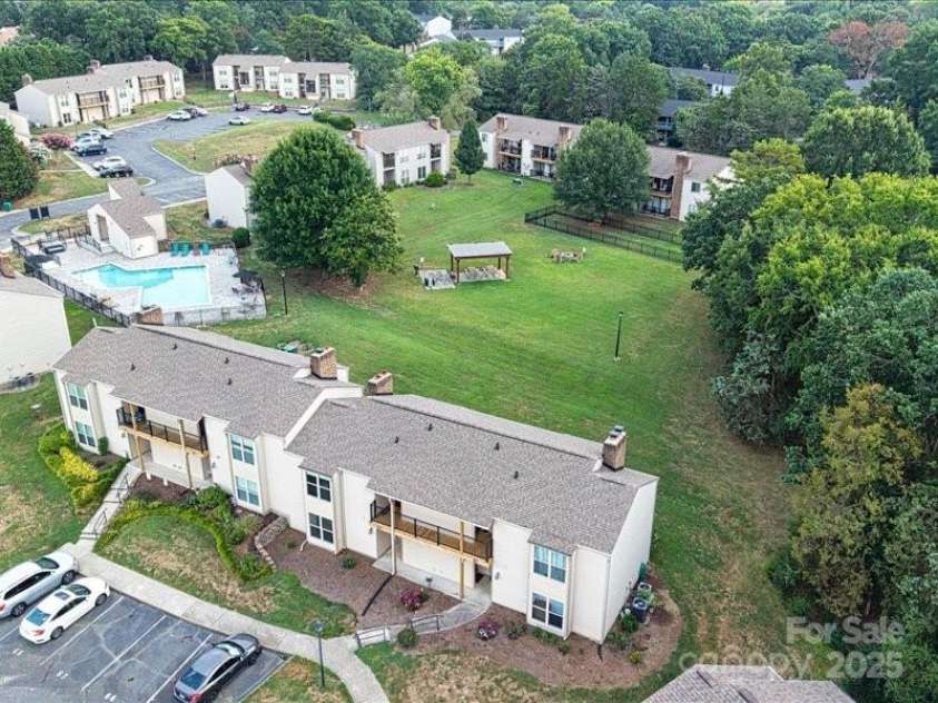 11034 Running Ridge Road, Charlotte, NC 28226.  MLS# CAR4289371, YatesRealty ID 30566. 