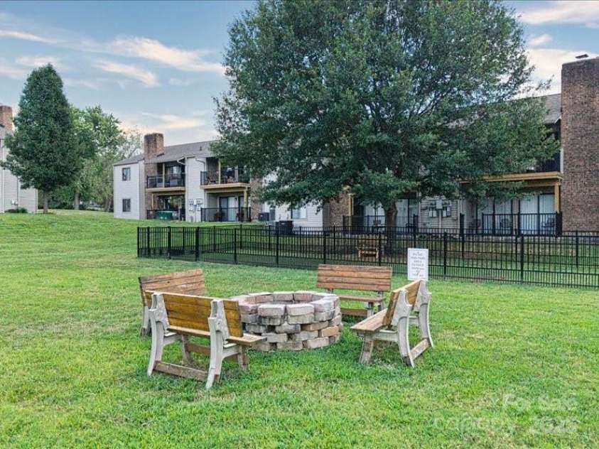 11034 Running Ridge Road, Charlotte, NC 28226.  MLS# CAR4289371, YatesRealty ID 30566. 