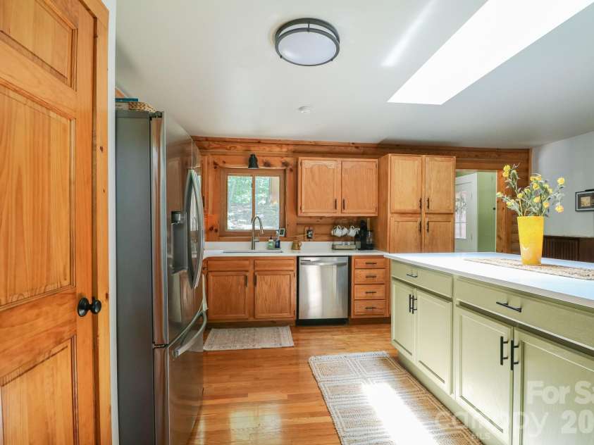 2211 Rocky Cove Lane, Denton, NC 27239.  MLS# CAR4392687, YatesRealty ID 30567. 