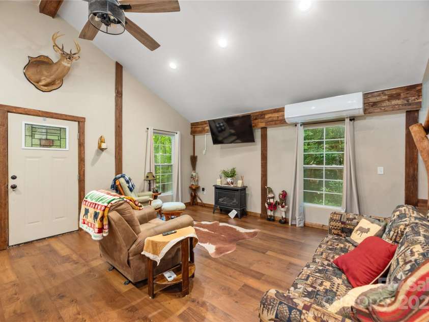 95 Robin Hood Lane, Maggie Valley, NC 28751.  MLS# CAR4288728, YatesRealty ID 30567. 