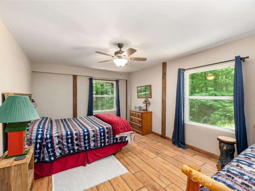 95 Robin Hood Lane, Maggie Valley, NC 28751.  MLS# CAR4288728, YatesRealty ID 30567. 