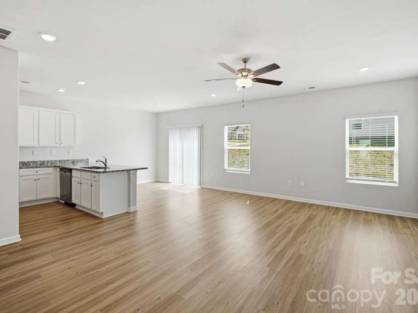 118 Lightning Drive, Shelby, NC 28152.  MLS# CAR4392783, YatesRealty ID 30568. 
