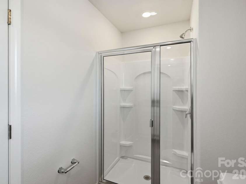 118 Lightning Drive, Shelby, NC 28152.  MLS# CAR4392783, YatesRealty ID 30568. 