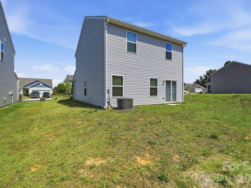 118 Lightning Drive, Shelby, NC 28152.  MLS# CAR4392783, YatesRealty ID 30568. 