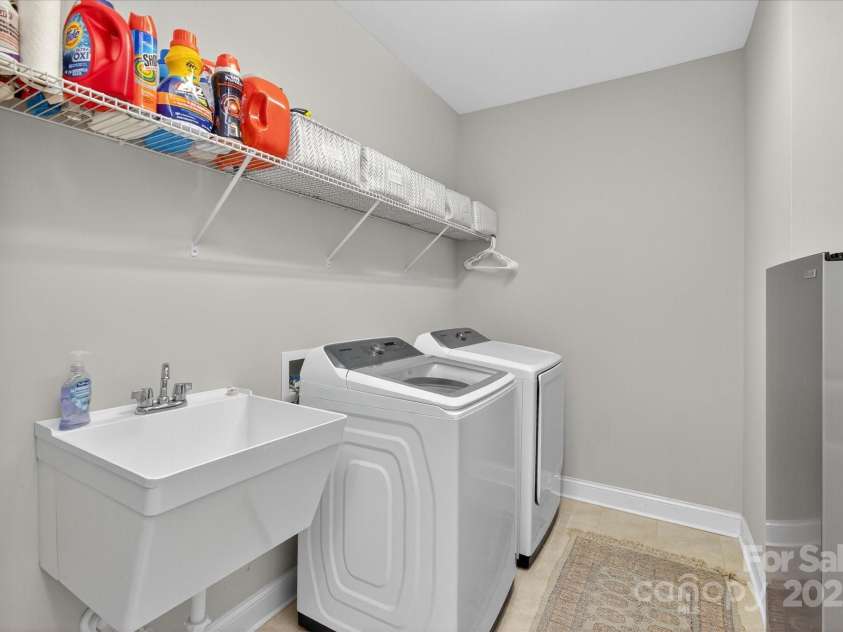 3054 Quinebaug Road, Fort Mill, SC 29715.  MLS# CAR4287846, YatesRealty ID 30568. 