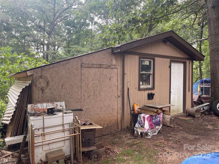 5790 Summer Lane, Cherryville, NC 28021.  MLS# CAR4285630, YatesRealty ID 3057. 