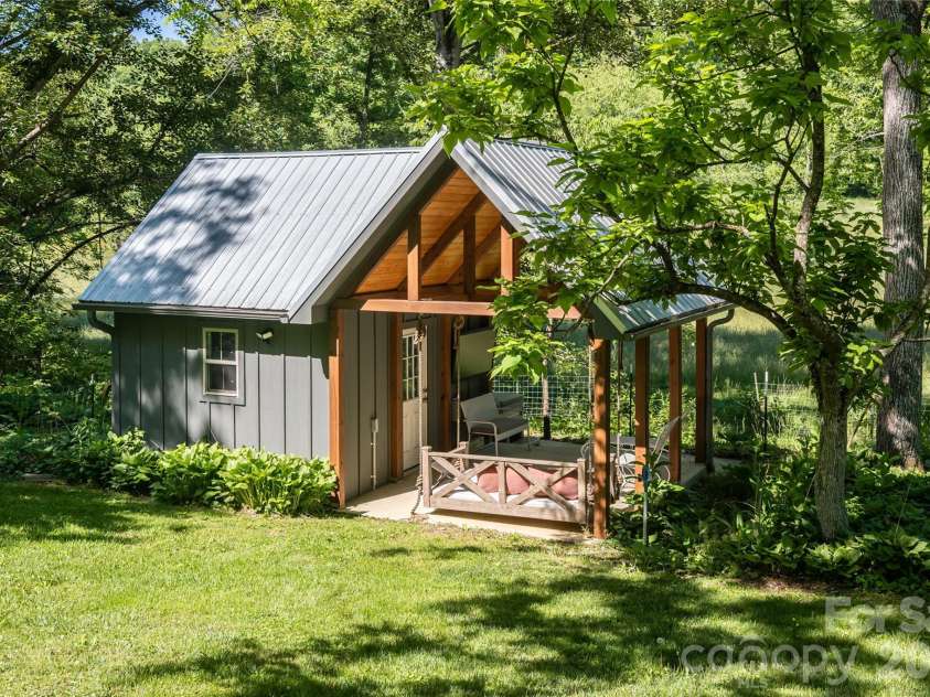 741 Morrow Branch Road, Leicester, NC 28748.  MLS# CAR4393604, YatesRealty ID 30570. 