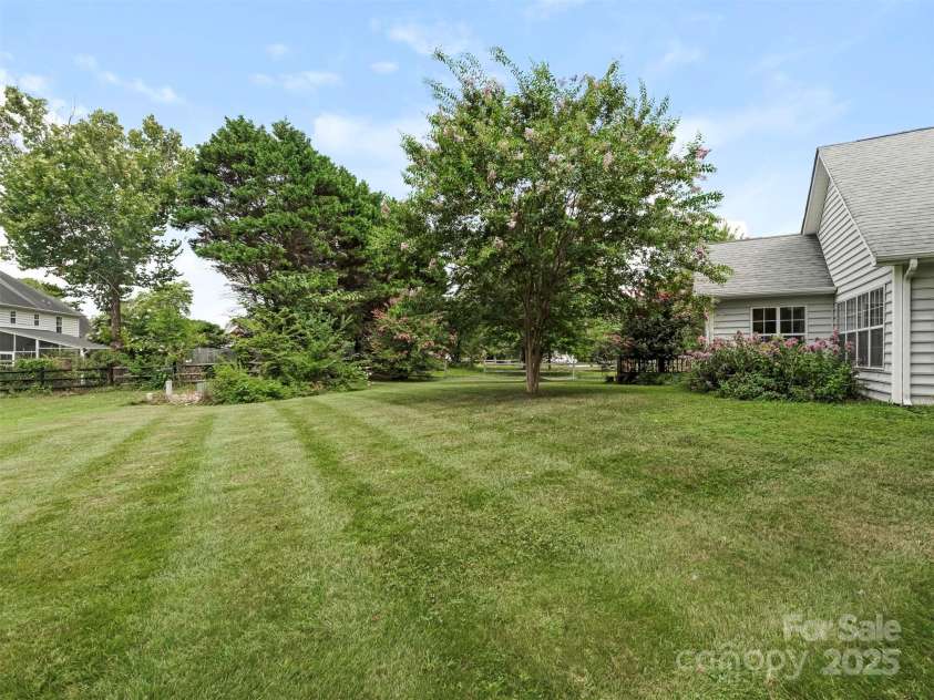 2306 Planters Knoll Drive, Monroe, NC 28110.  MLS# CAR4280865, YatesRealty ID 30571. 