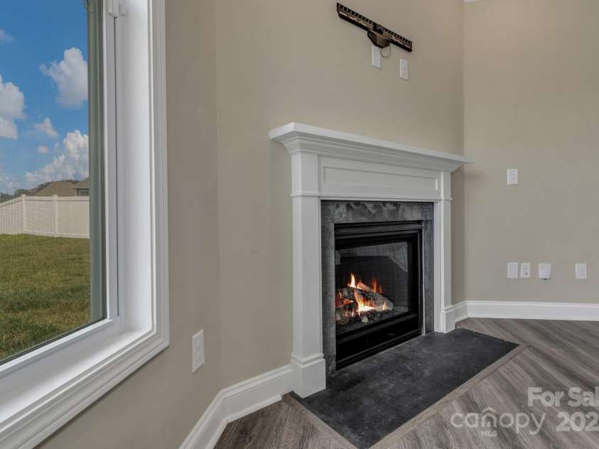 59 Thornberry Road, Hendersonville, NC 28792.  MLS# CAR4278658, YatesRealty ID 30573. 