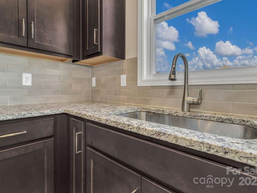 59 Thornberry Road, Hendersonville, NC 28792.  MLS# CAR4278658, YatesRealty ID 30573. 