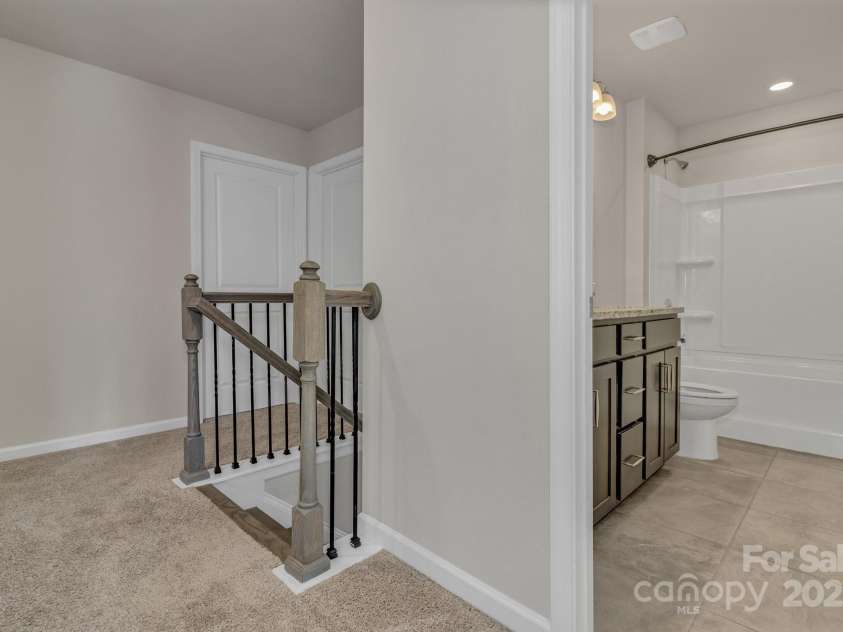 59 Thornberry Road, Hendersonville, NC 28792.  MLS# CAR4278658, YatesRealty ID 30573. 