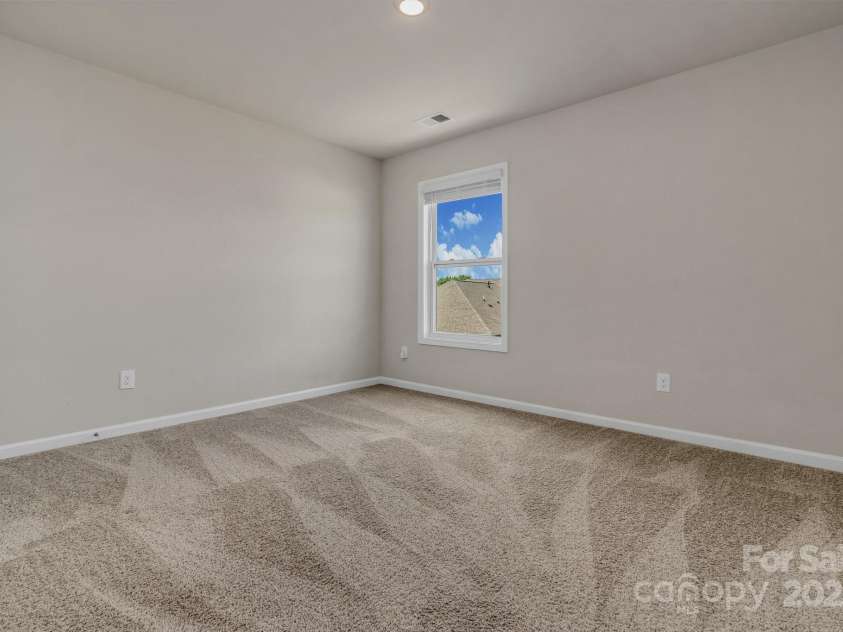 59 Thornberry Road, Hendersonville, NC 28792.  MLS# CAR4278658, YatesRealty ID 30573. 