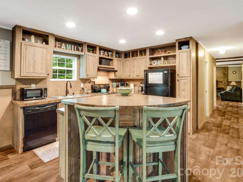 77 Star Flower Road, Alexander, NC 28701.  MLS# CAR4393354, YatesRealty ID 30573. 