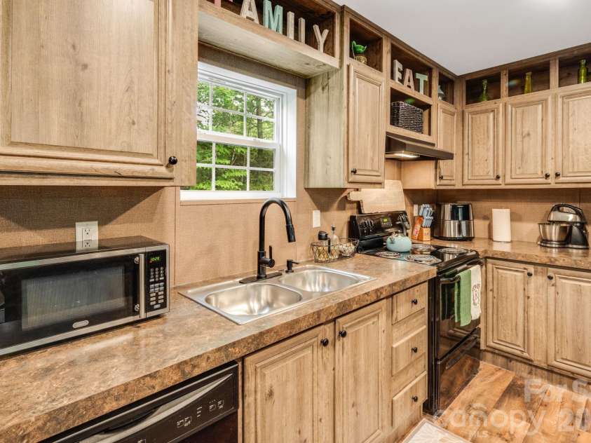 77 Star Flower Road, Alexander, NC 28701.  MLS# CAR4393354, YatesRealty ID 30573. 