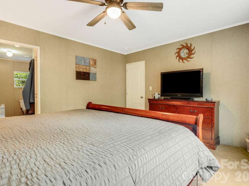 77 Star Flower Road, Alexander, NC 28701.  MLS# CAR4393354, YatesRealty ID 30573. 