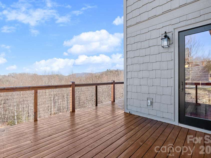 171 Pleasant View Drive, Vilas, NC 28692.  MLS# CAR4393699, YatesRealty ID 30574. 