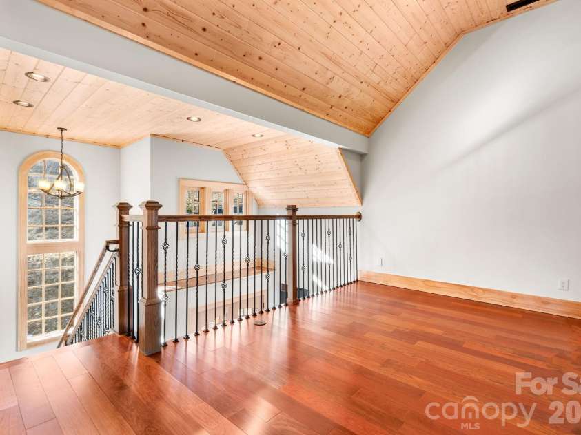 171 Pleasant View Drive, Vilas, NC 28692.  MLS# CAR4393699, YatesRealty ID 30574. 
